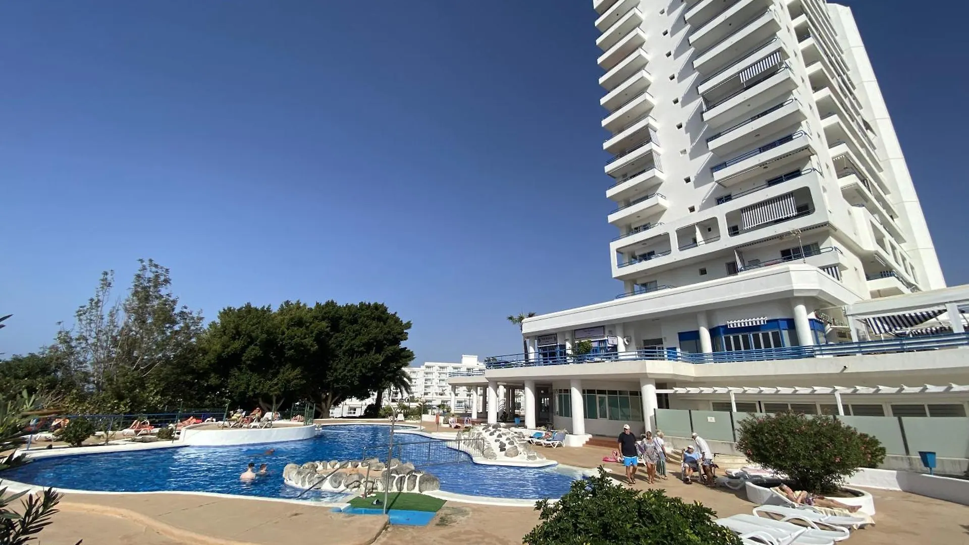 Tropicalidays Paraiso Seafront Apartment Playa Paraiso