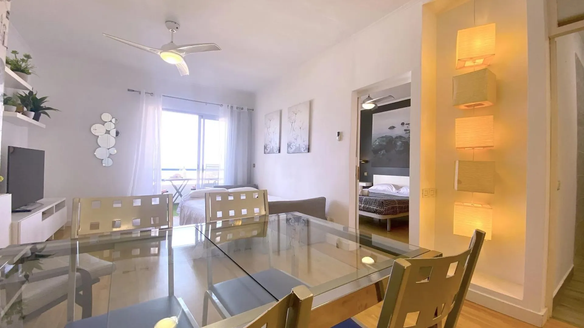Tropicalidays Paraiso Seafront Apartment Playa Paraiso