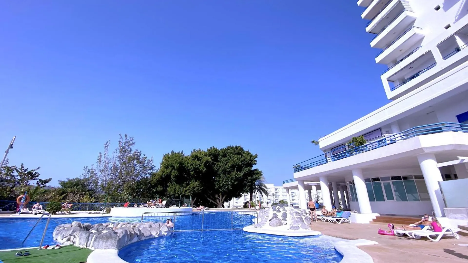 Tropicalidays Paraiso Seafront Apartment Playa Paraiso